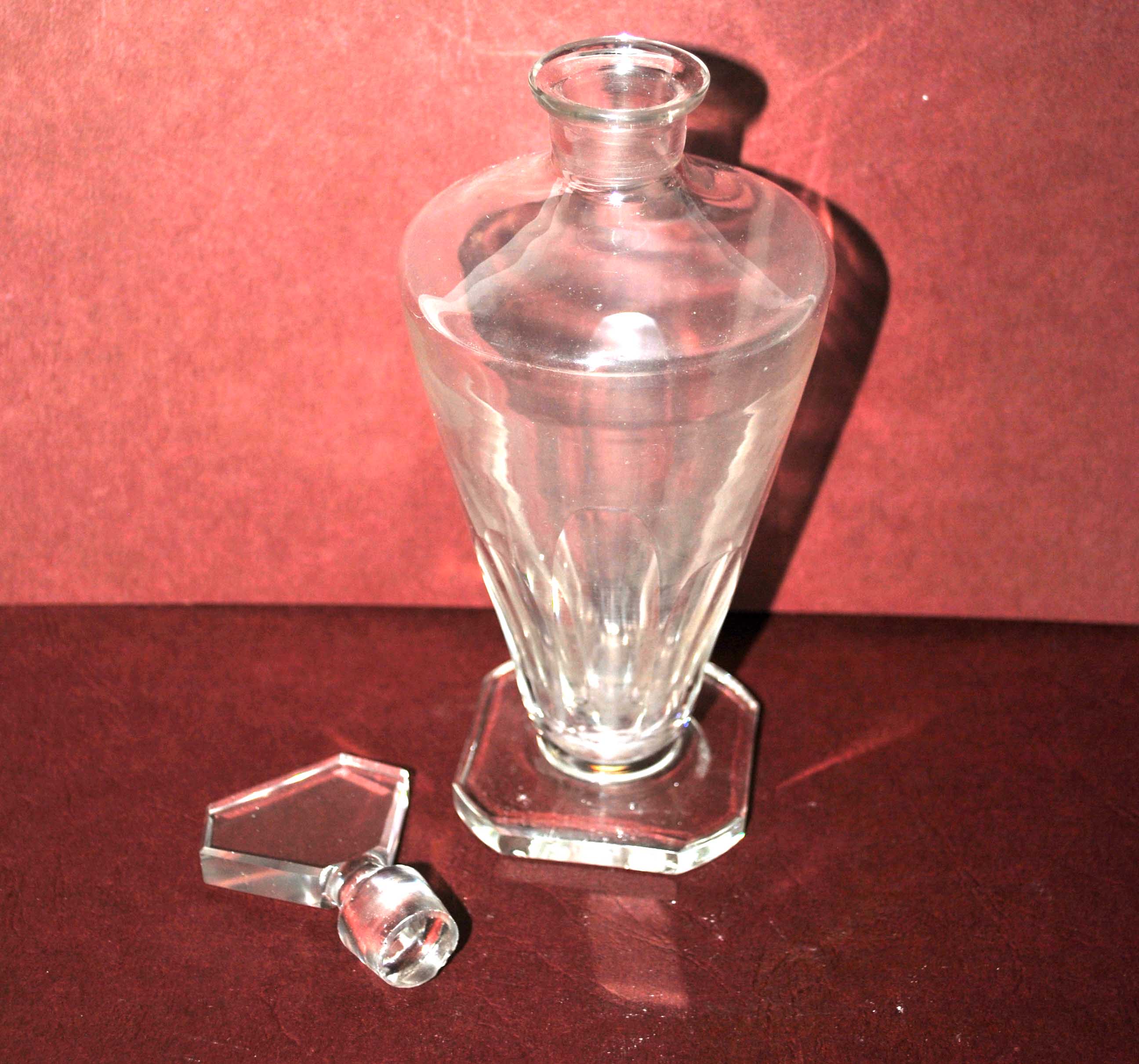 Art deco carafe in cut crystal - 1920s