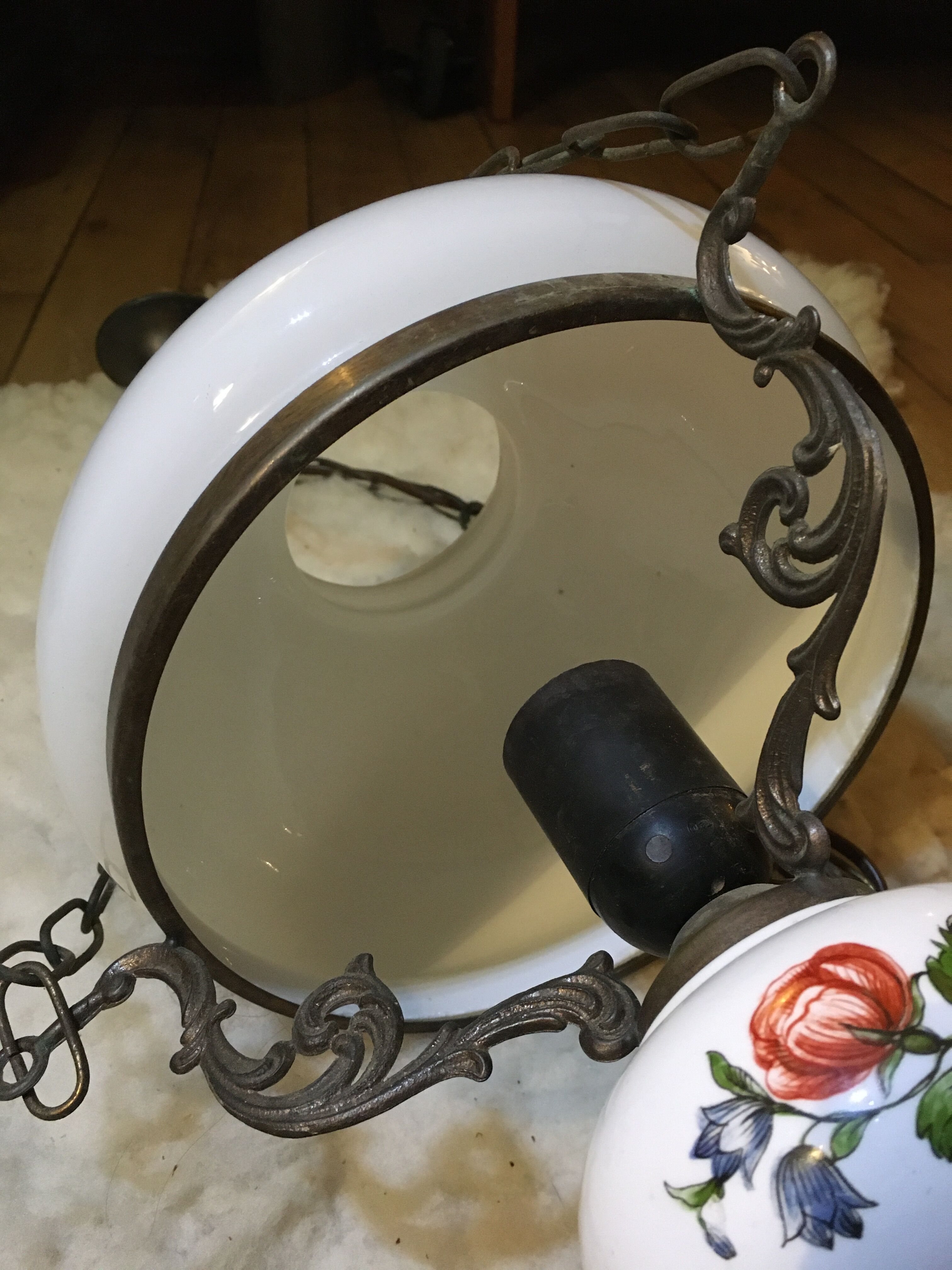 Ceramic and opaline hanging lamp