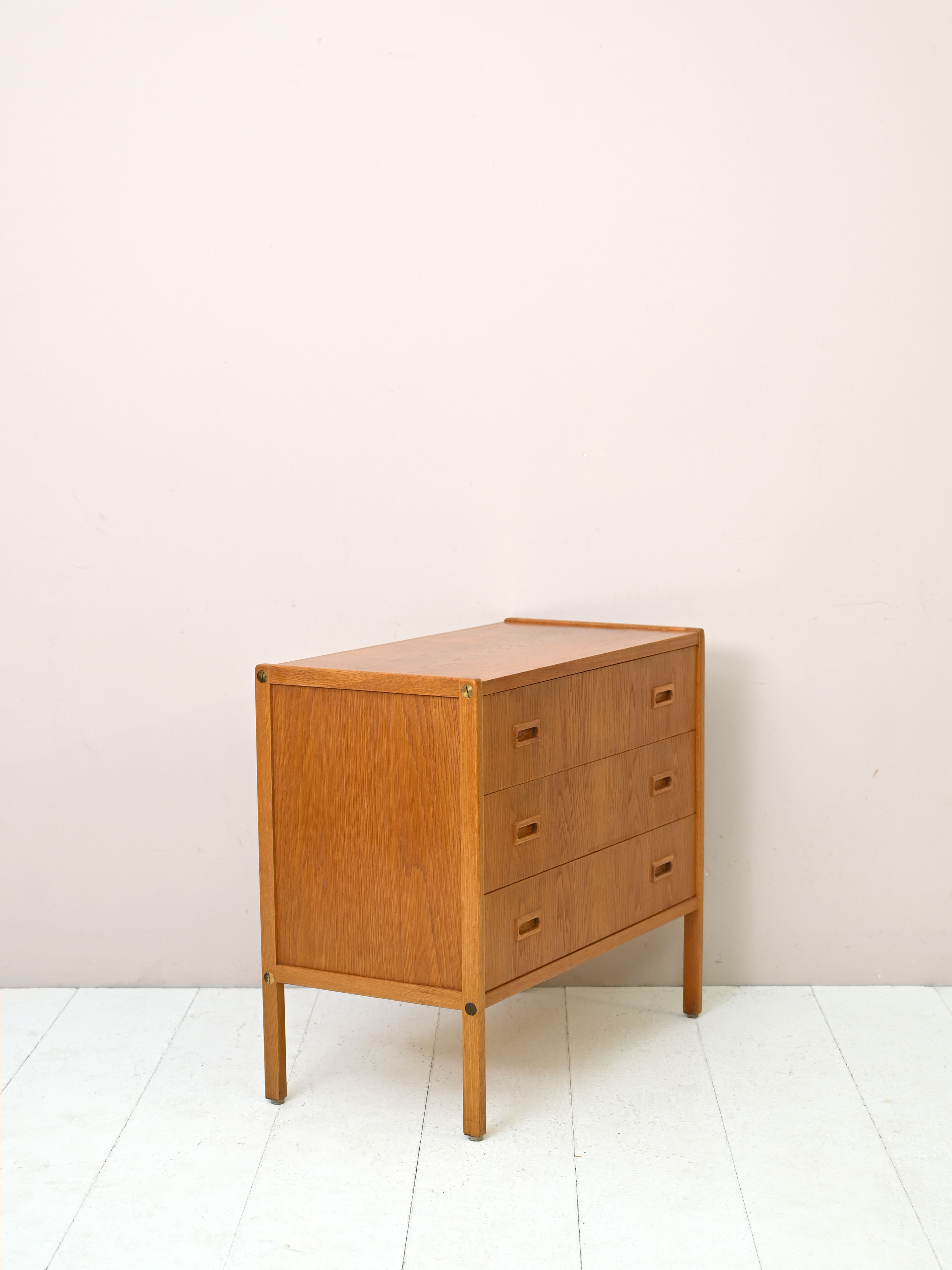 Commode moderniste de la société Bodafors