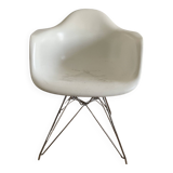 DAR armchair by Charles & Ray Eames for Vitra