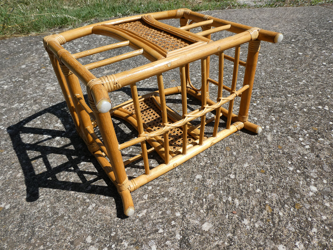 Bamboo rattan magazine holder