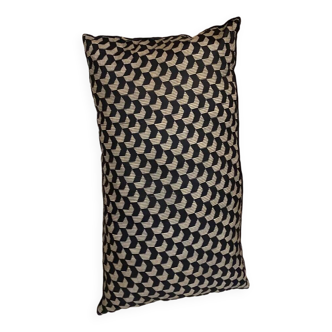 Cushion / geo pattern /100% silk /40x70cm