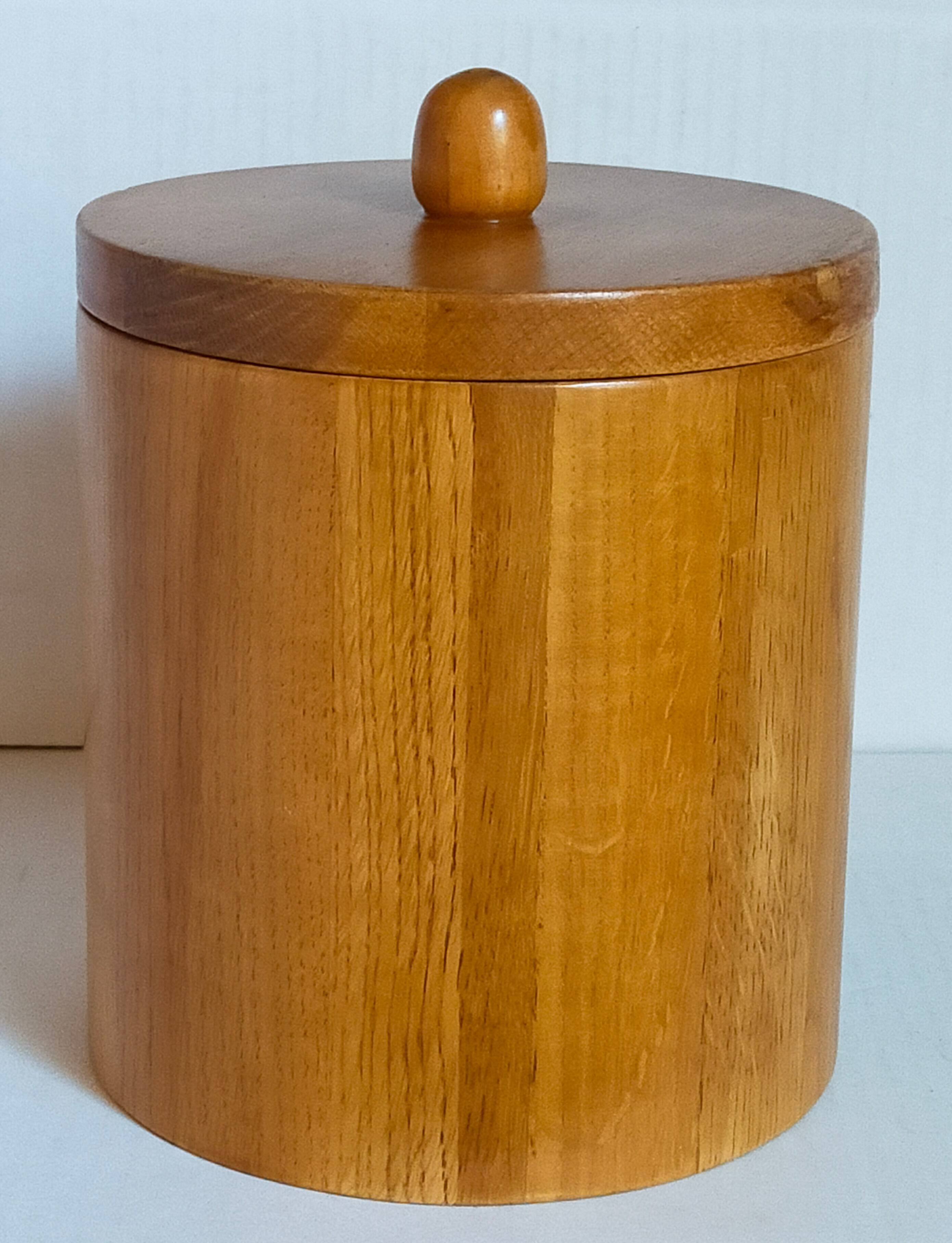 Vintage varnished solid blond wood box