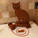Chat en bois à roulettes, jouet à tirer