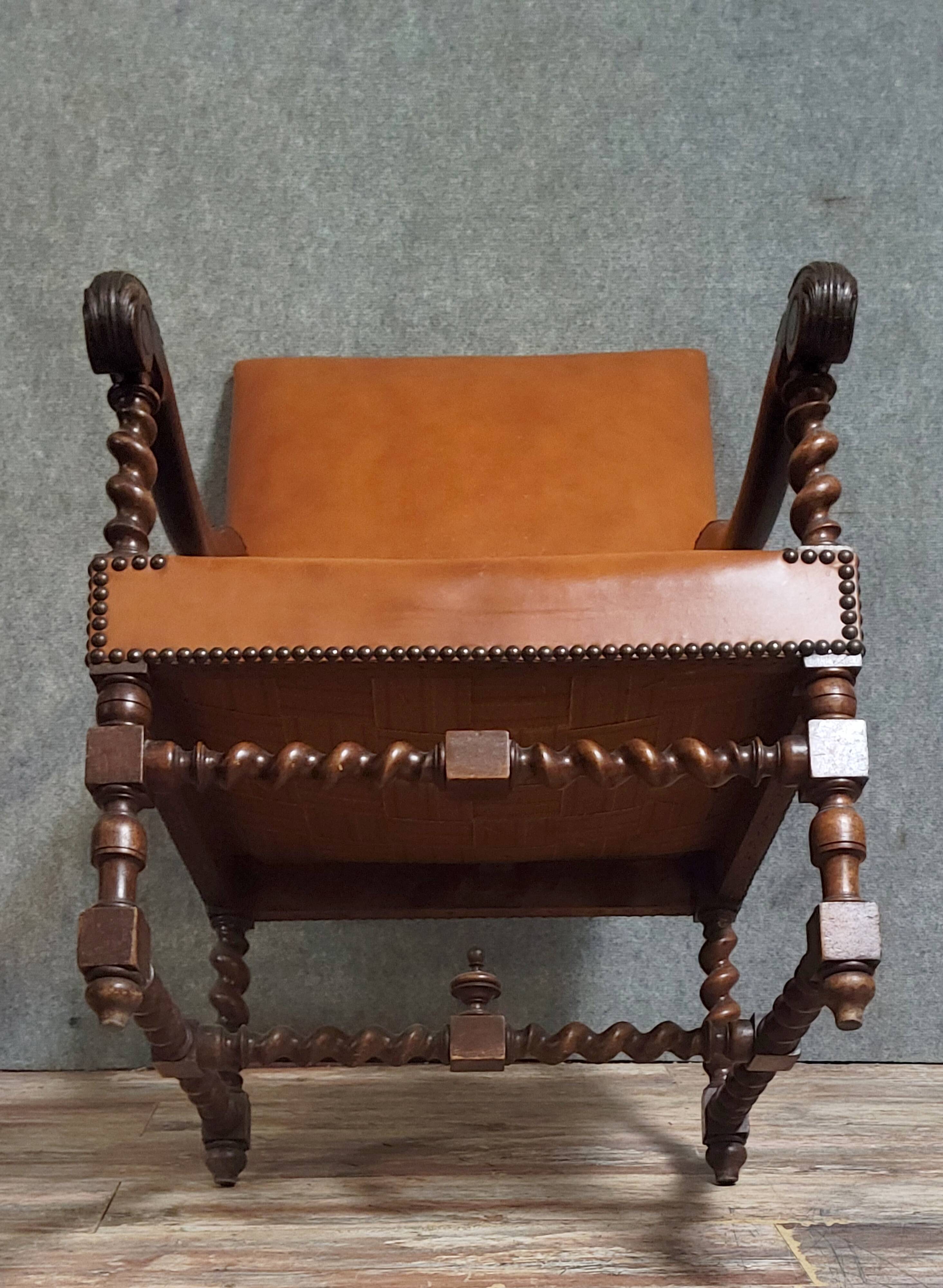 Important antique Louis XIII style office chair, 19th century
