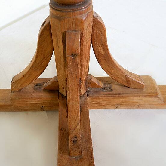 Round Pedestal table Ø 95cm