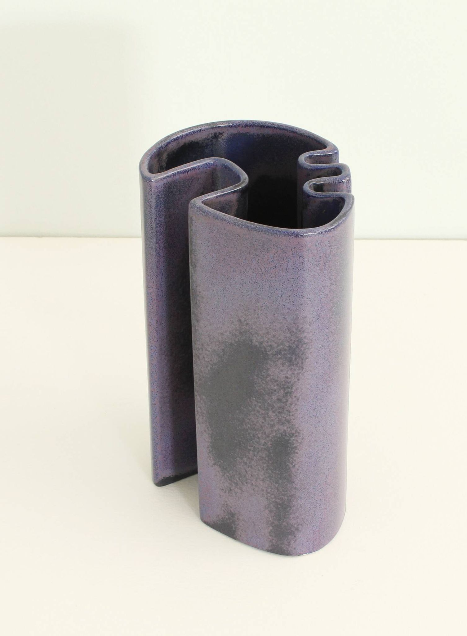Multifaceted ceramic vase by Angelo Mangiarotti, Italy, 1968.