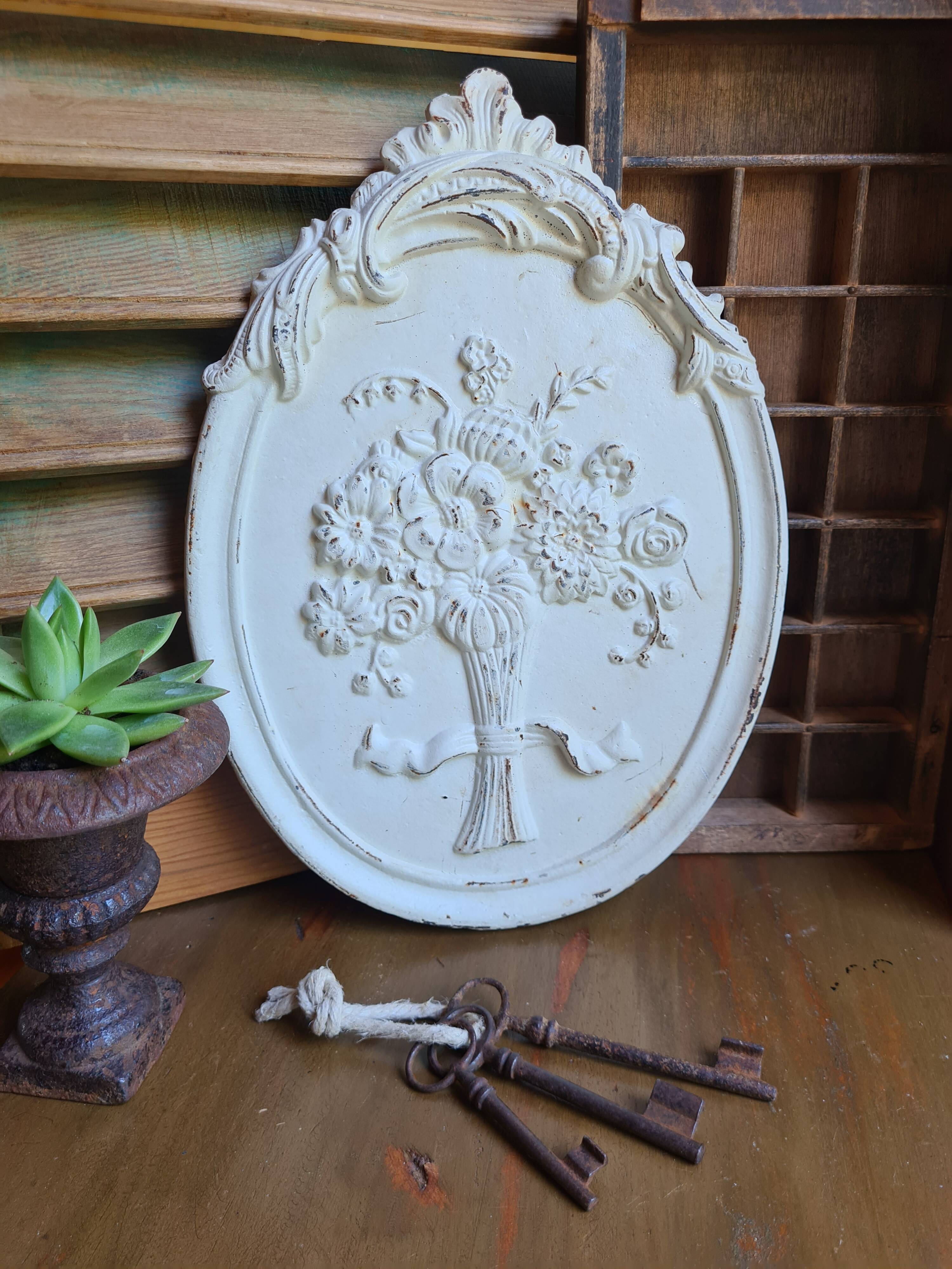 Cast iron plaque
