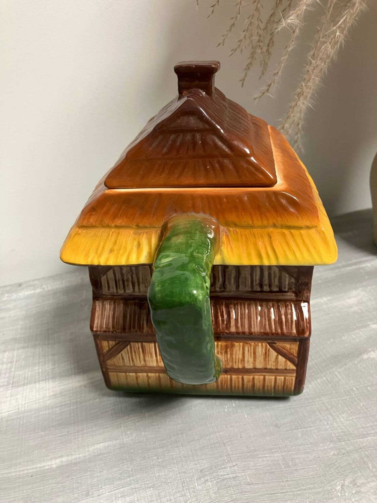 Vintage-Charmante théière-Forme maison-West Germany