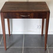 Table d’appoint, bureau 1 tiroir en placage de palissandre, 1950