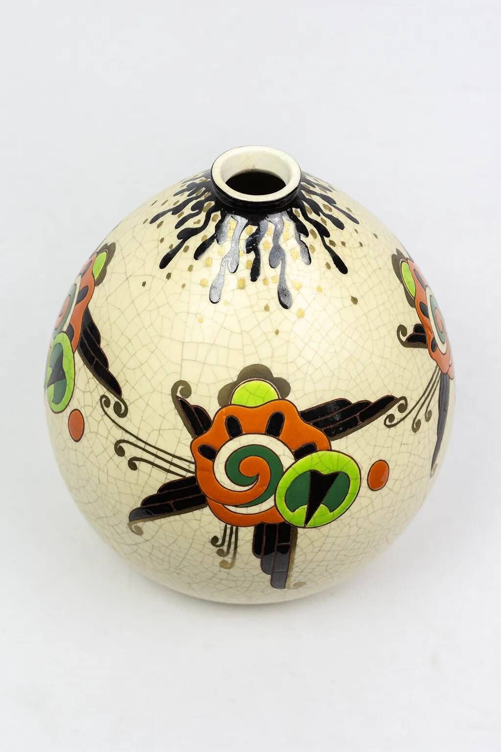 Art Deco vase Orchies, enamels on crackled background, stylised flowers