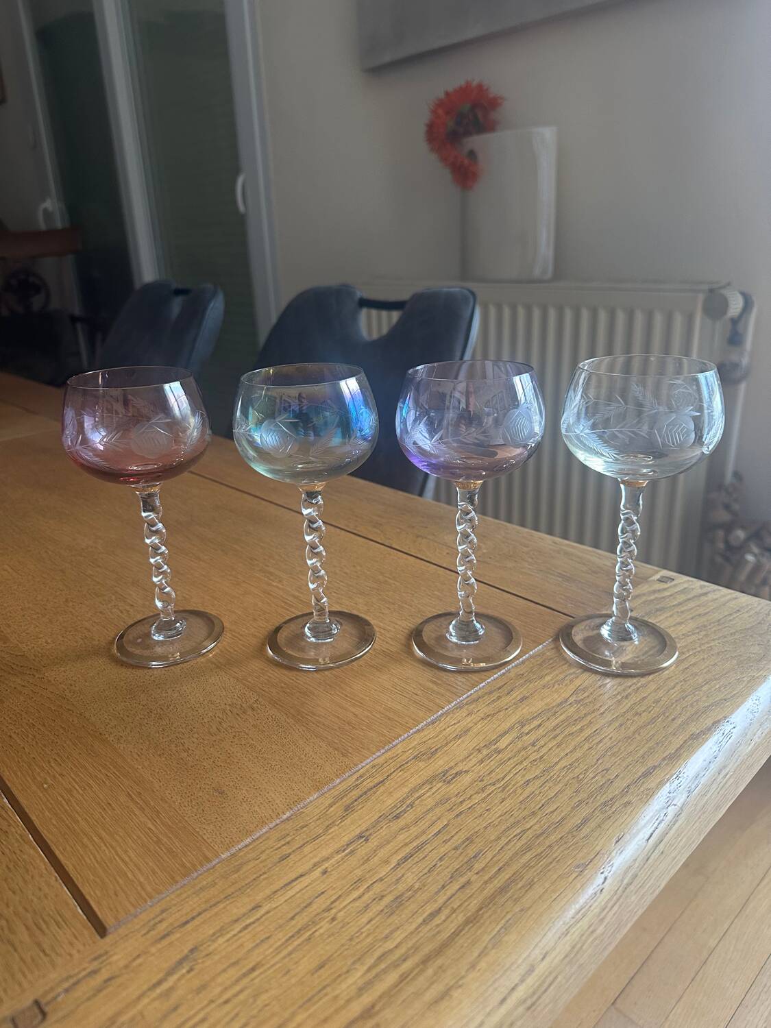4 Murano crystal wine glasses