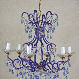 lustre bleu, fait de perles.