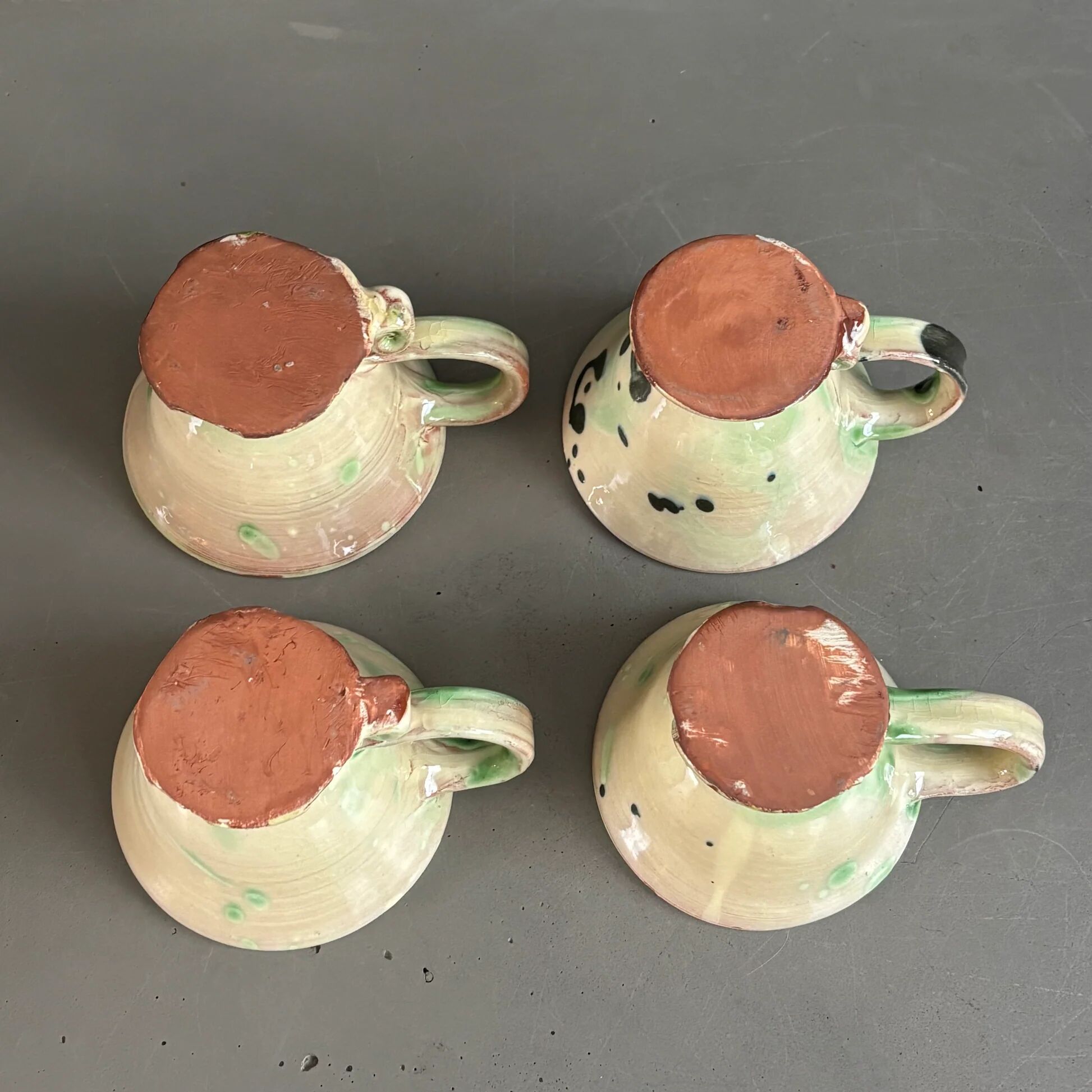 4 tasses en céramique artisanale - Ref 1361