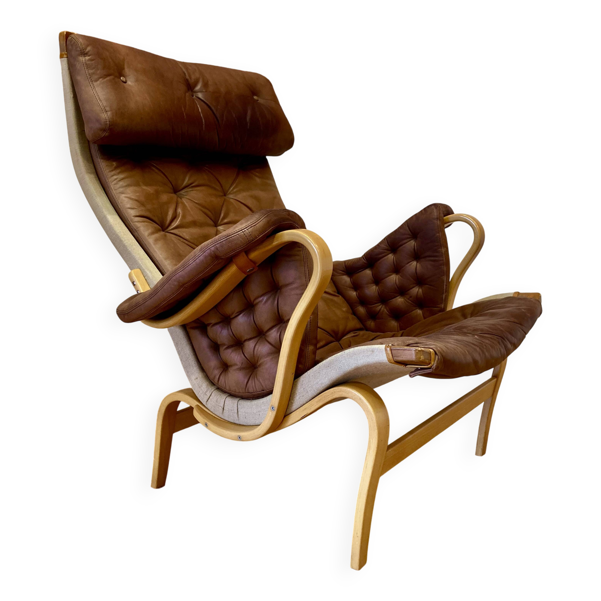 "Pernilla" armchair leather "Bruno Mathsson" 1960.