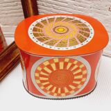 Iron box décor 70's