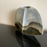 Virebant porcelain vase