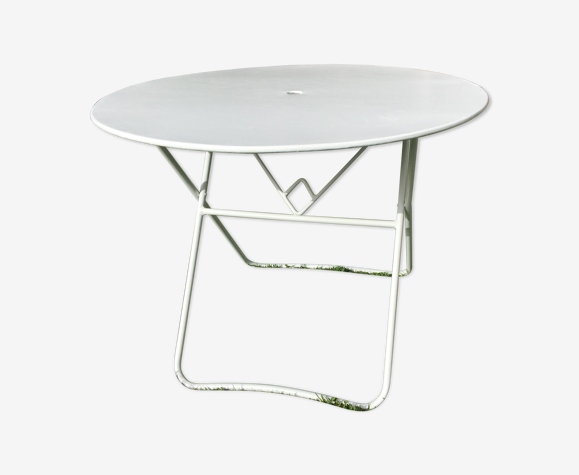 Table de jardin pliante en fer forgé