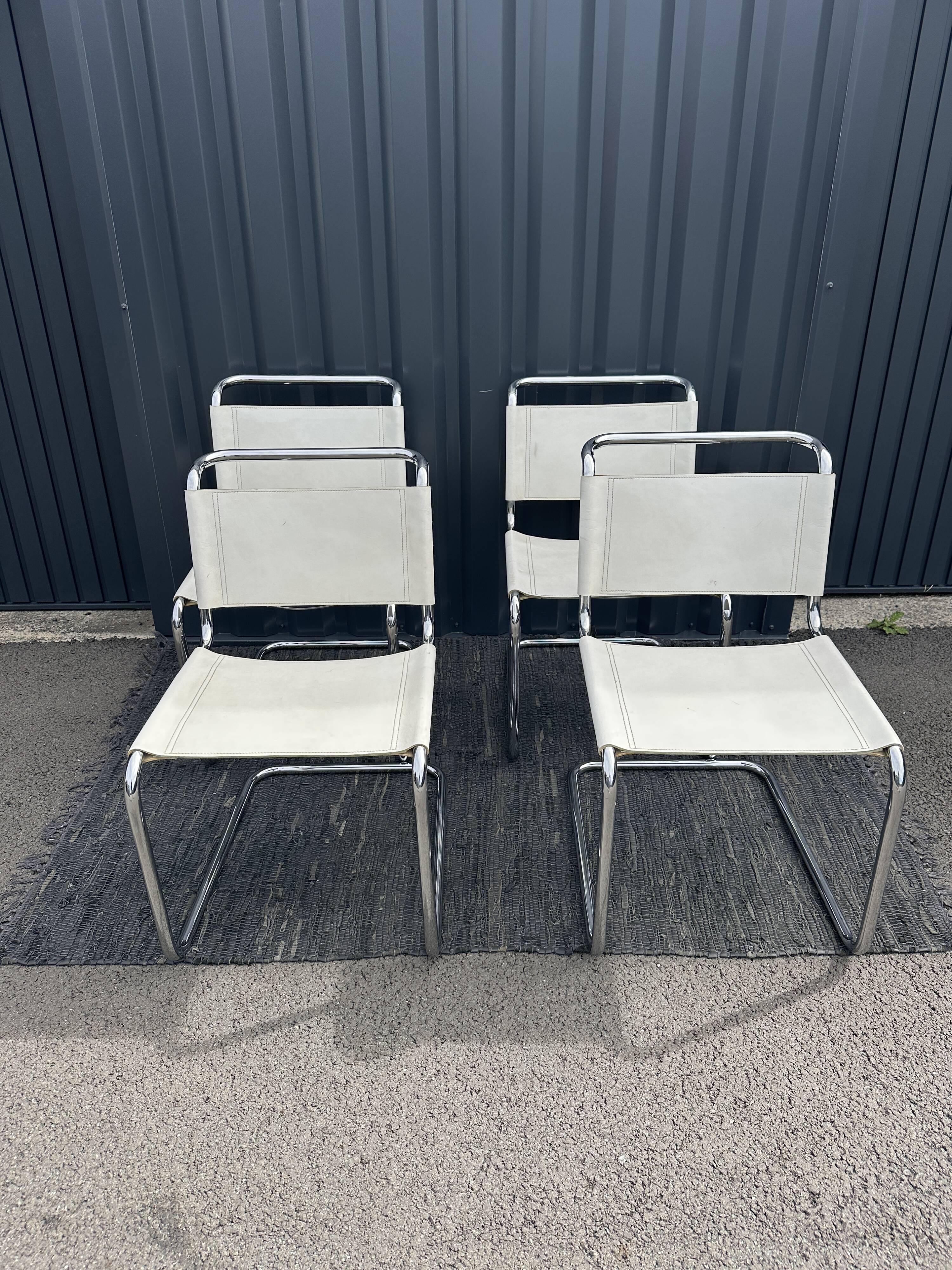MART STAM CHAISES S 33 ou CANTILEVER ( 4 )