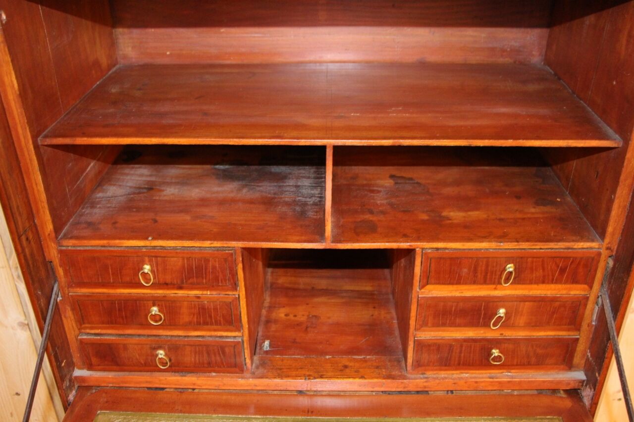 Secretary of the time Louis XVI In Marquetry