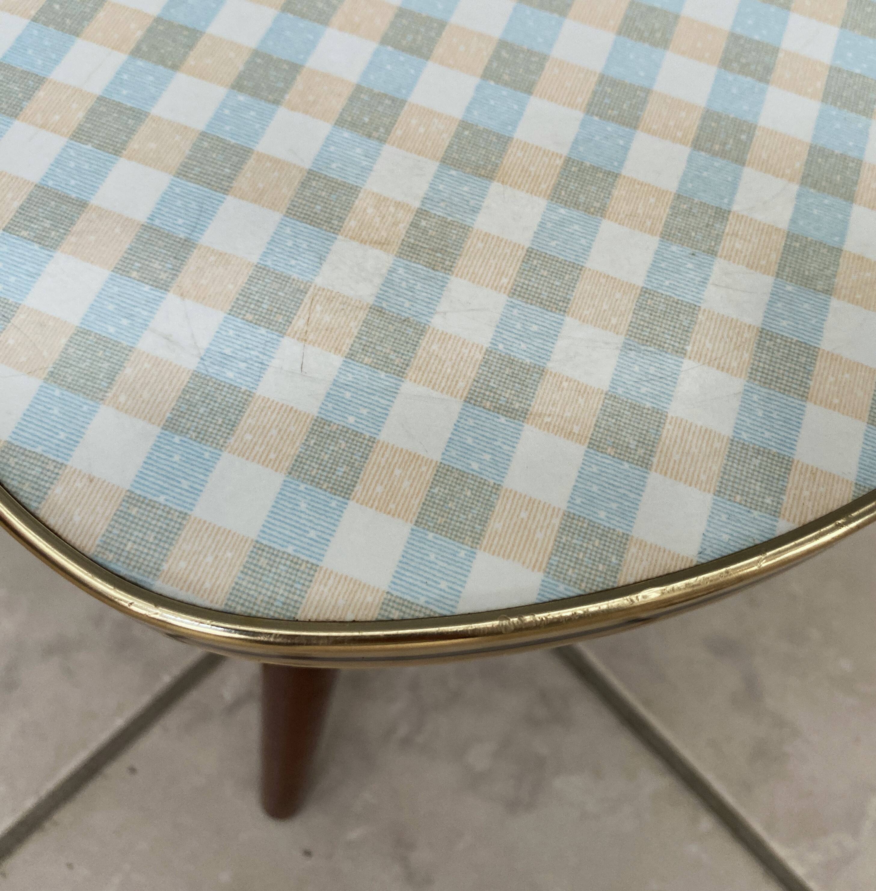 Vintage triangle shape plant / side tabel 1960s