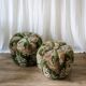 Duo de poufs en velours fleuri