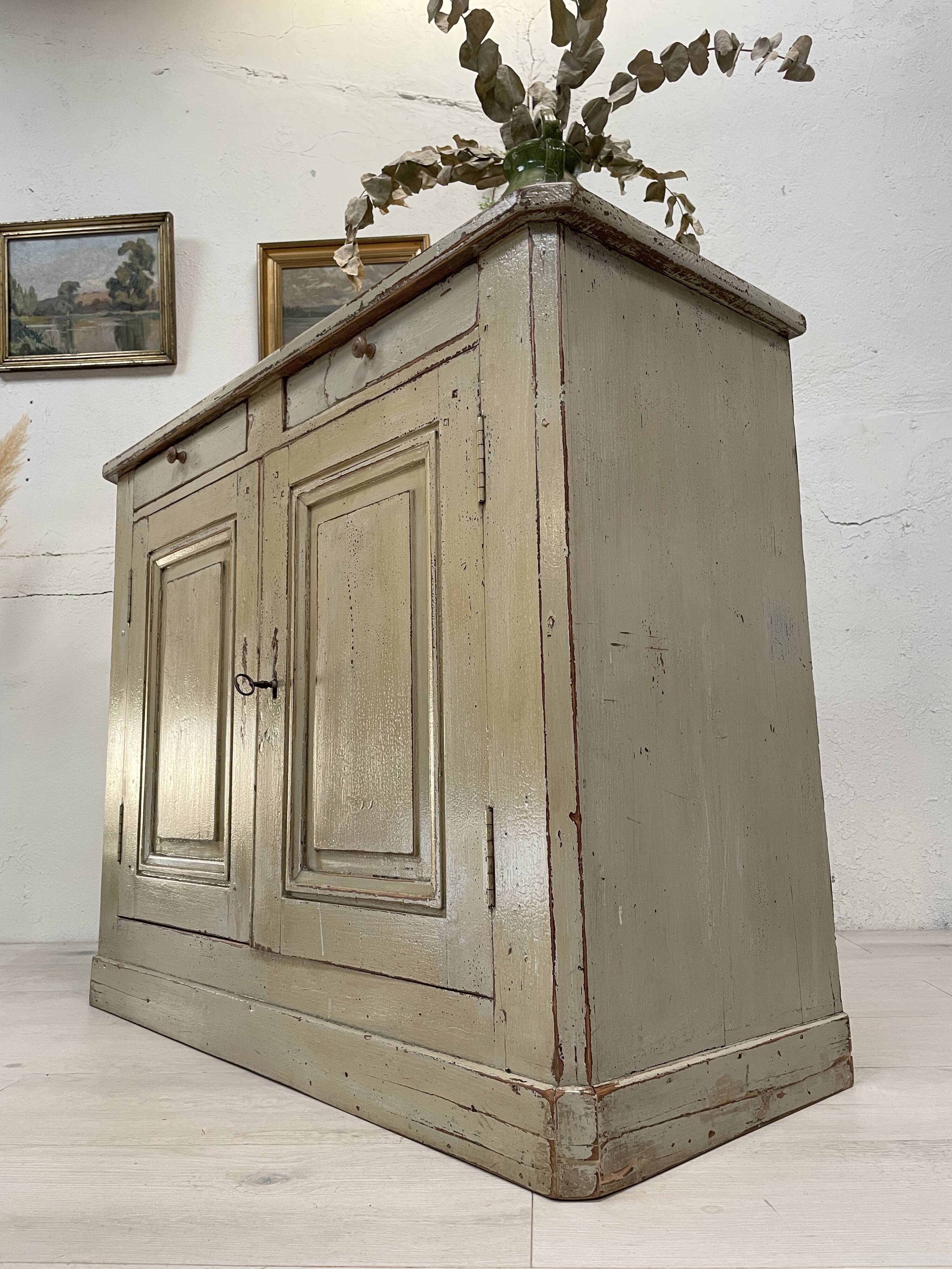 Parisian buffet in patinated wood, circa 1930.