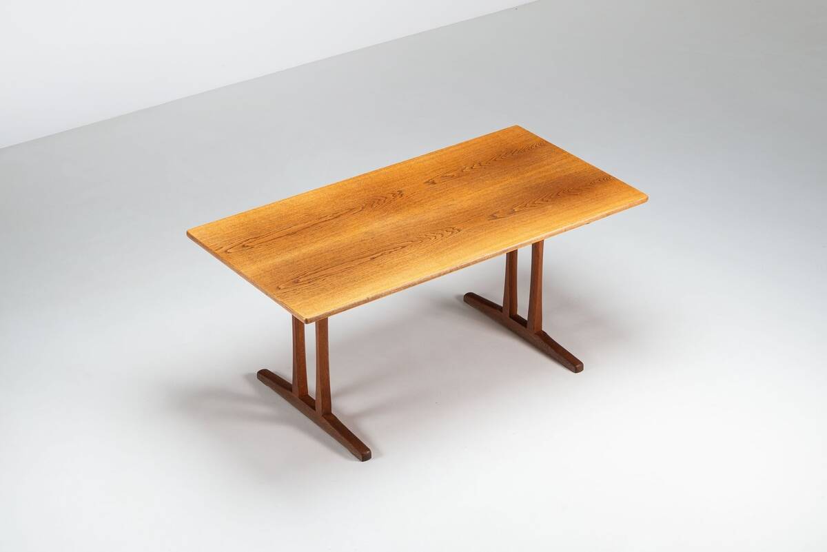 Borge Mogensen C18 Shaker dining table in oak, FDB Mobler, Denmark, 1947