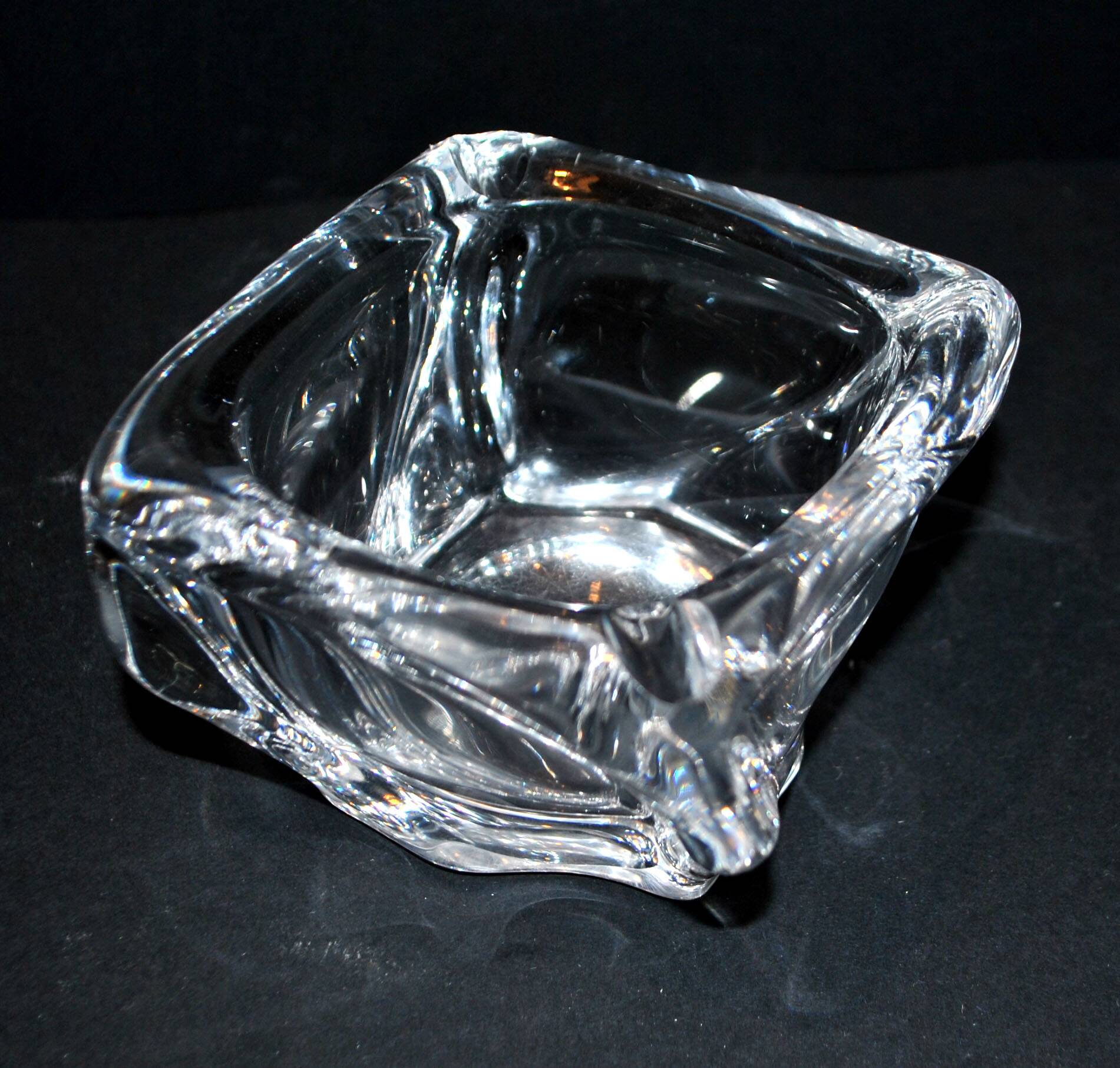 Ashtray in blown crystal DAUM France DESIGN Modernist 1960