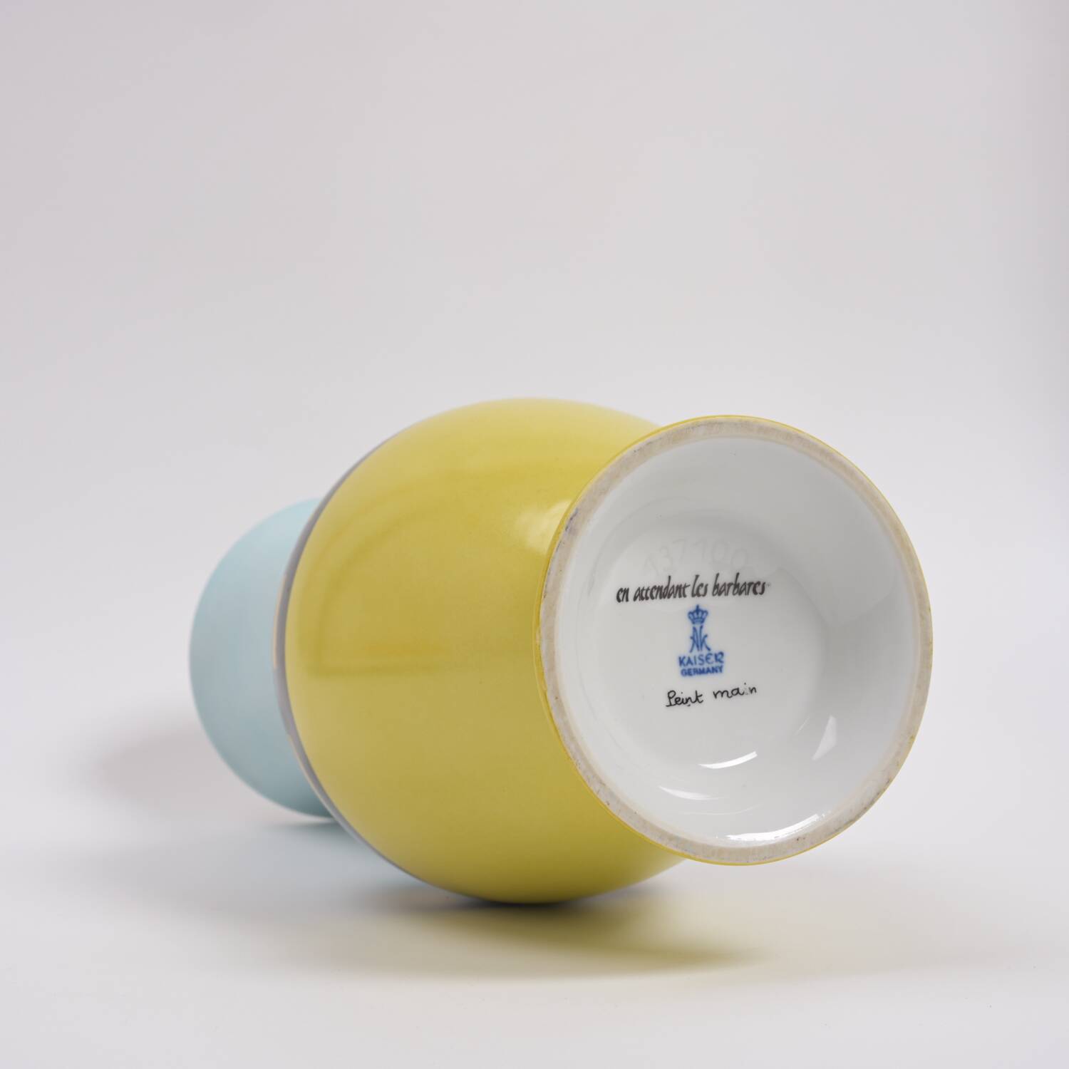 Porcelain Vase - Frédéric de Luca - Ed. Waiting for the Barbarians