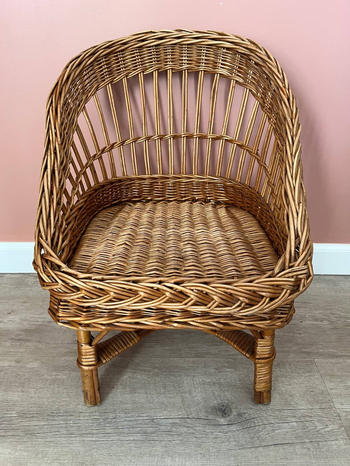 Small wicker children's armchair
