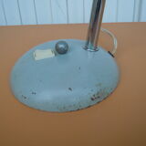 Articulated workshop lamp