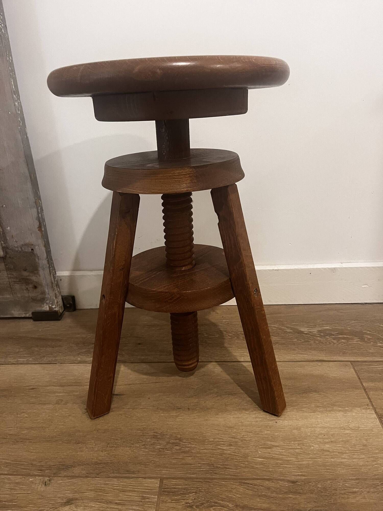 Architect's stool