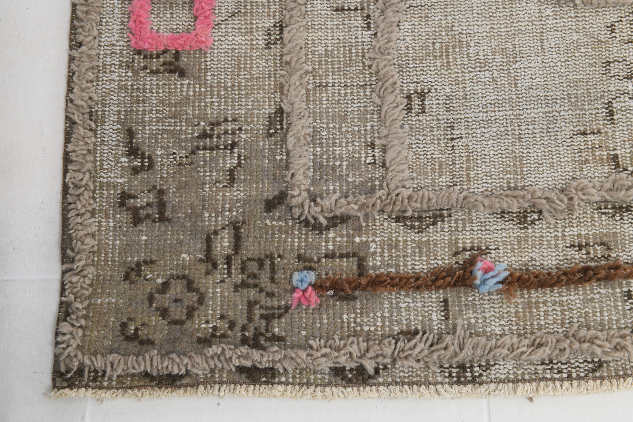 High pille wool turkish rug, 293x209cm