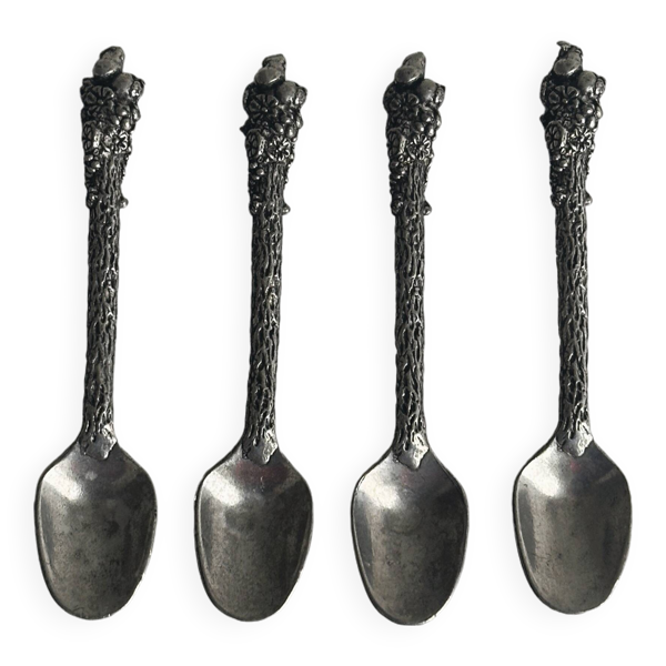 Lot de 4 petites cuillères