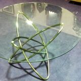 Round table in chrome and glass