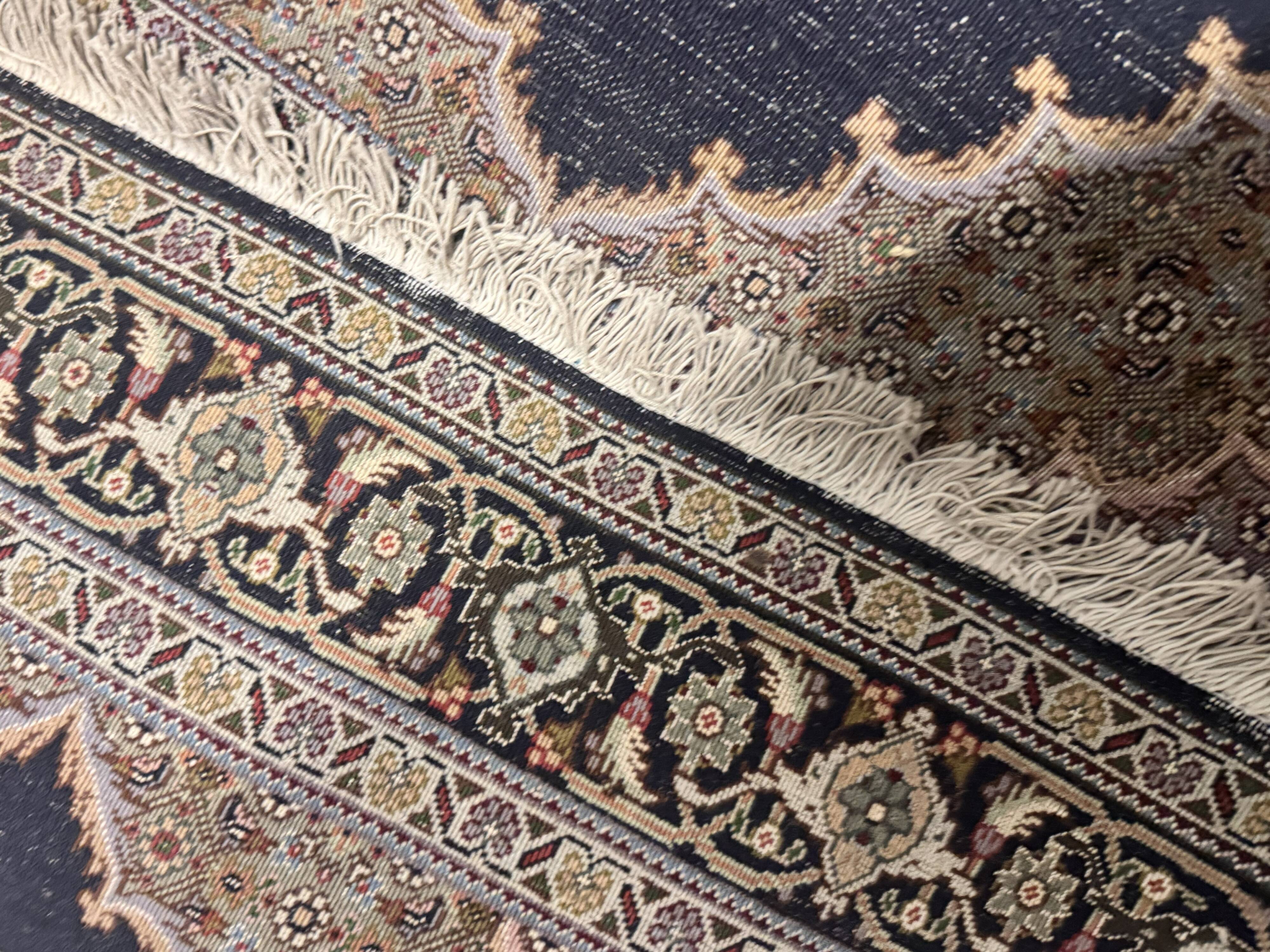 Tapis persan fait main Tabriz