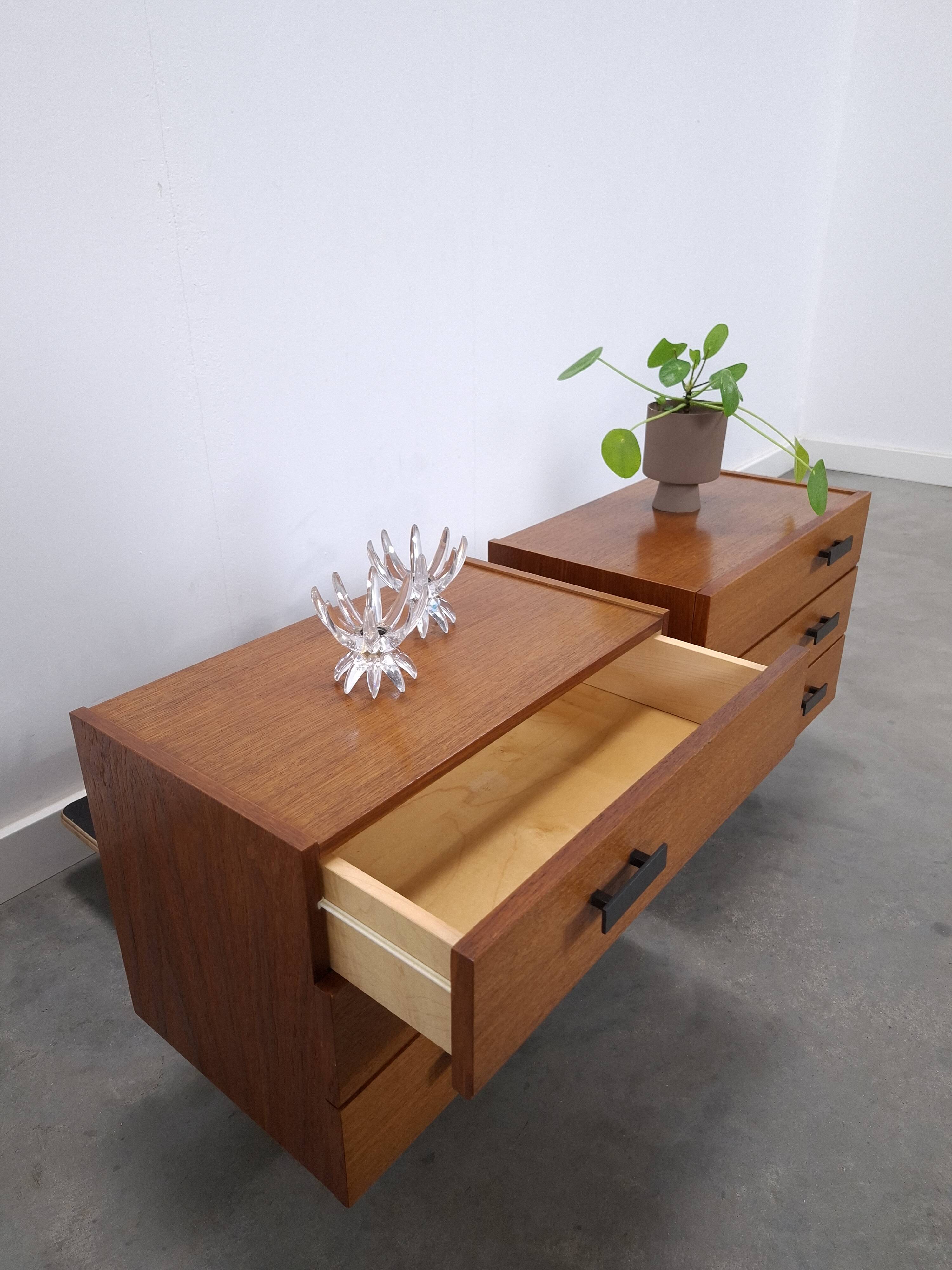 Set teak zwevende nachtkastjes met lades Denemarken