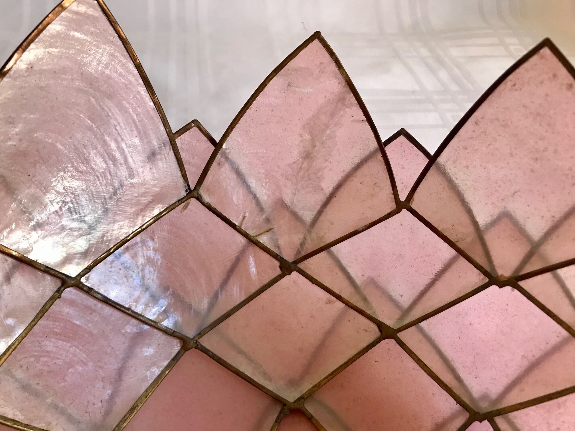 Mother-of-pearl lotus wall lamps