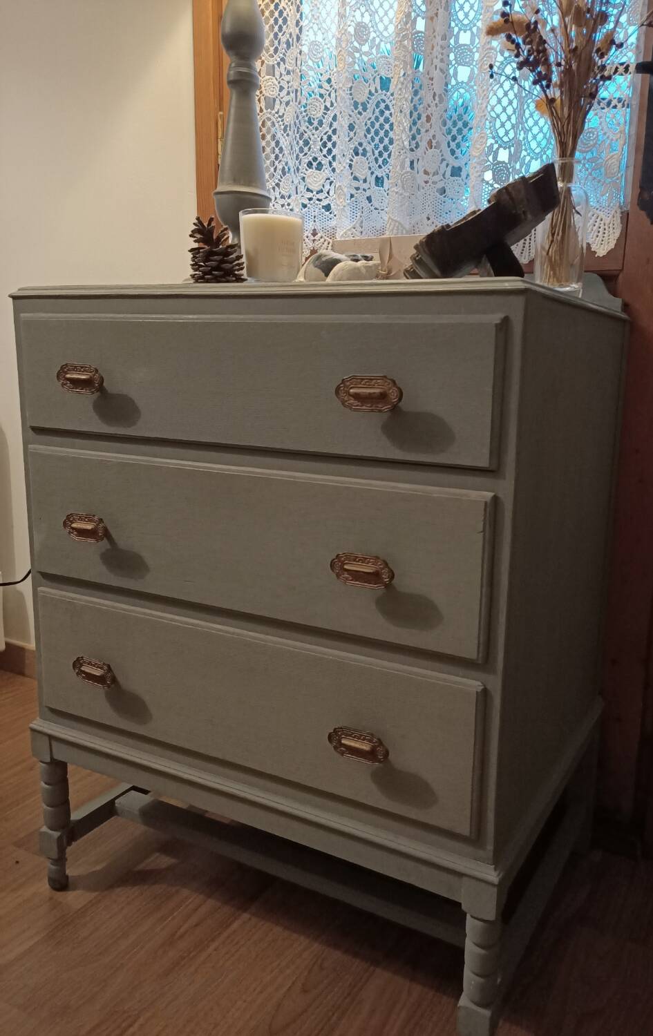 Commode bois patinée