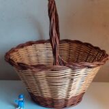 Two-tone wicker basket