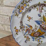 Set of 2 antique decorative plates with cornucopias