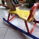 Cheval à bascule années 60 en bois