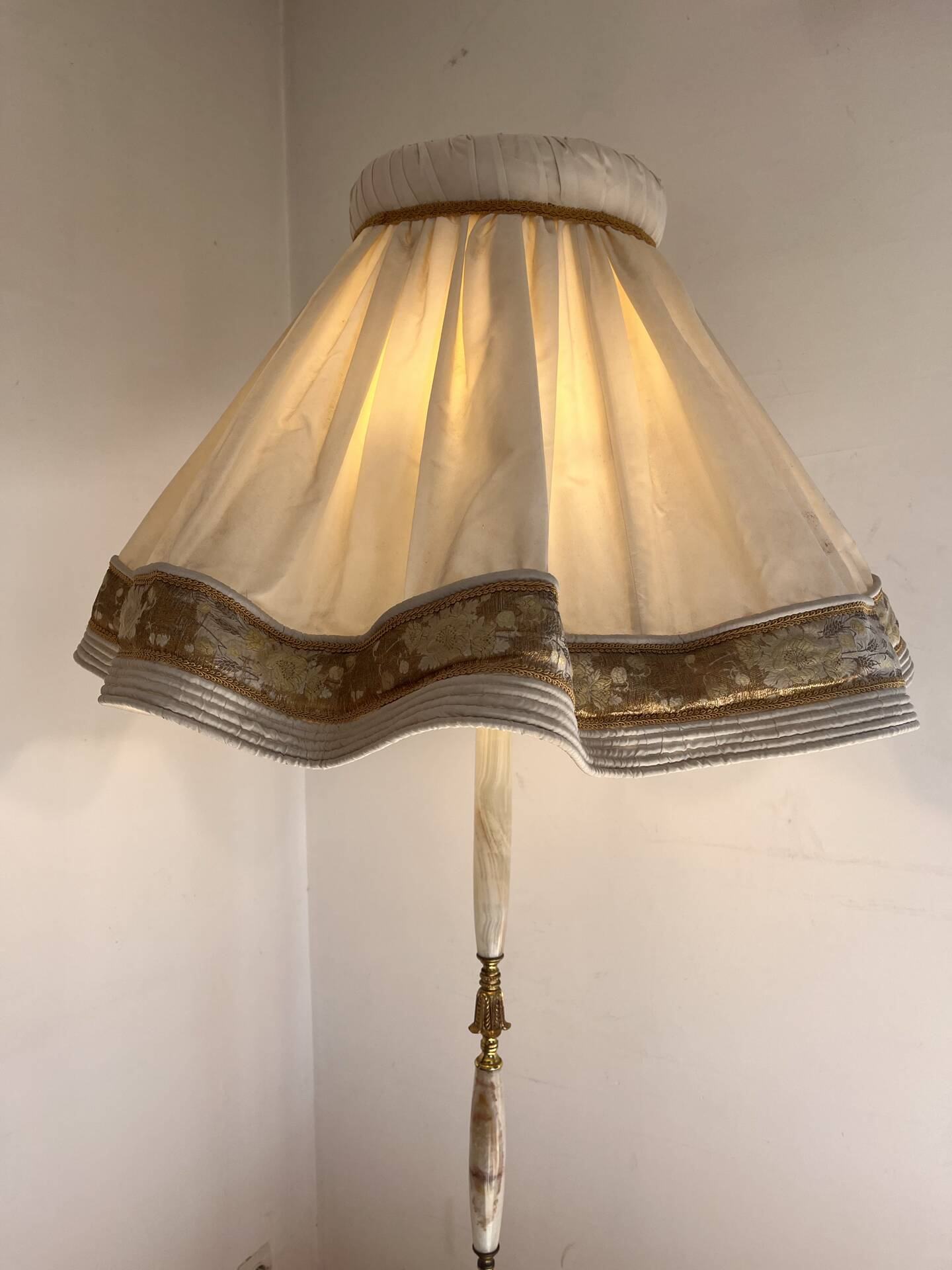 Standard lamp
