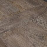 Old solid oak farmhouse table with star legs - length