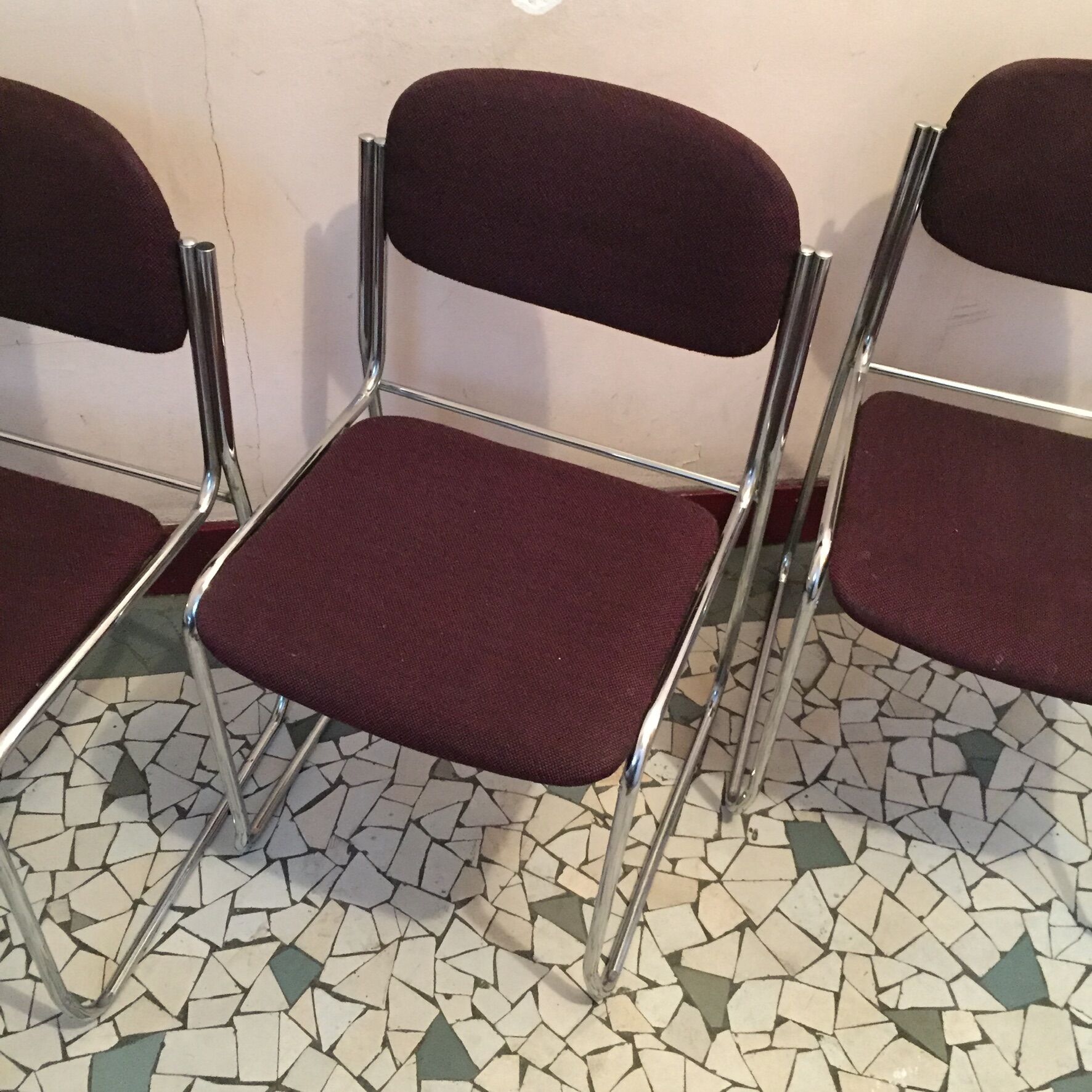 Série de 4 chaises chromées 1970