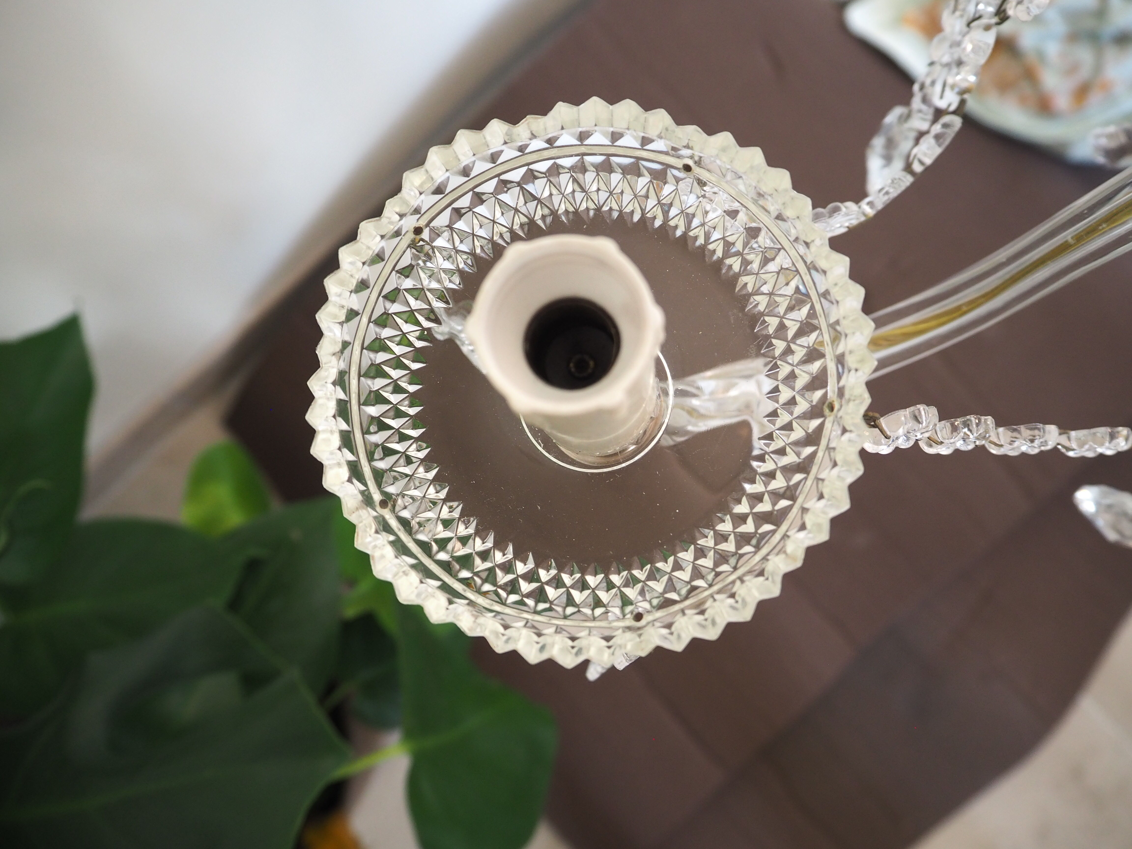 6-light chandelier with tassels