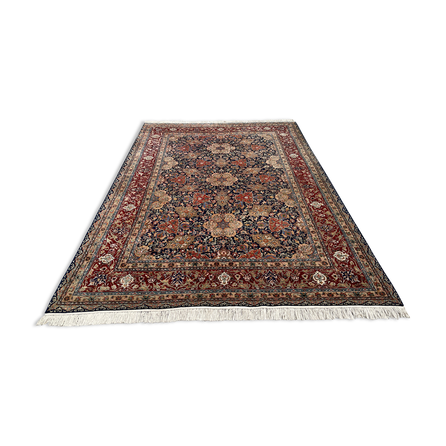 Persian rug, isfahan in wool and silk