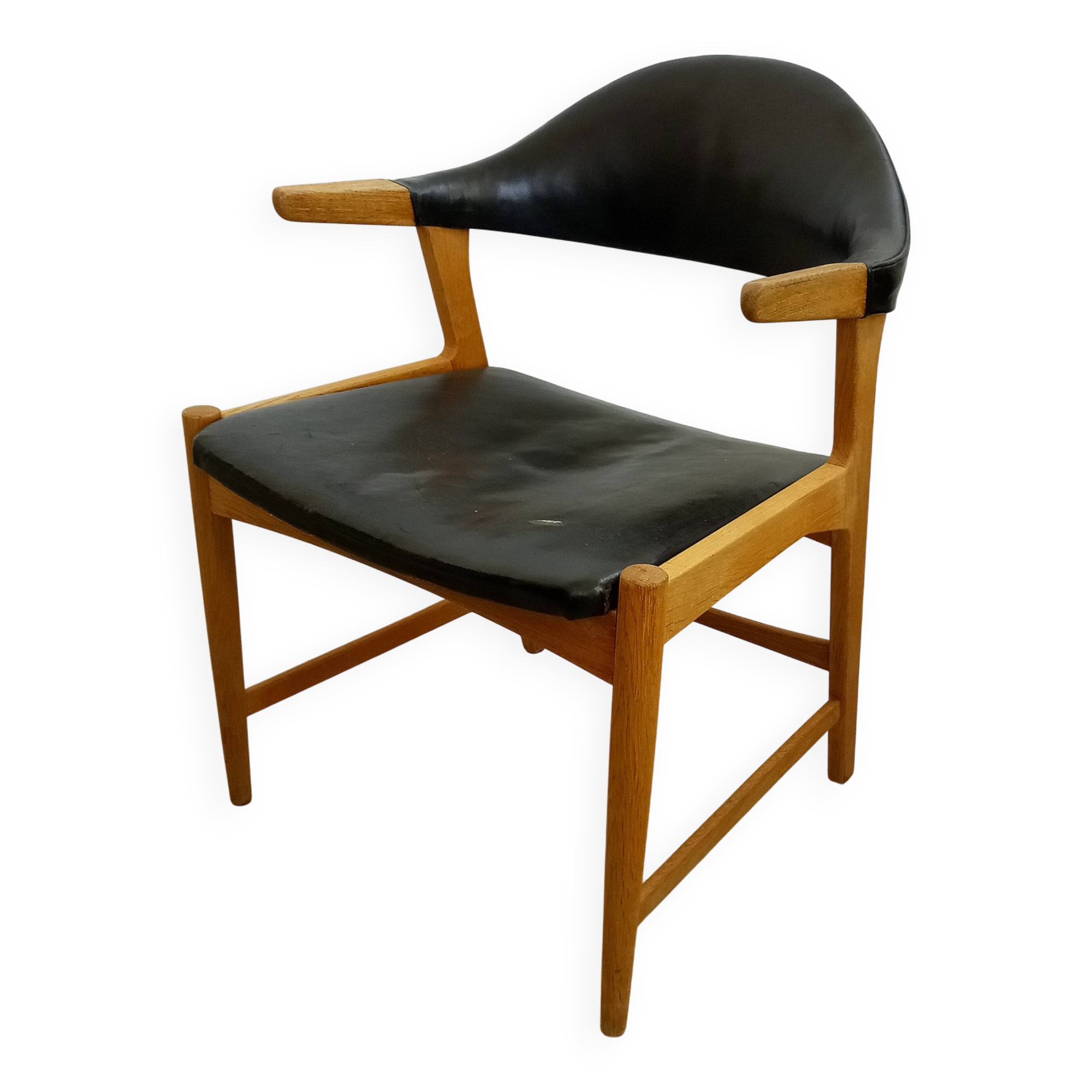 Danish armchair in oak and black leather