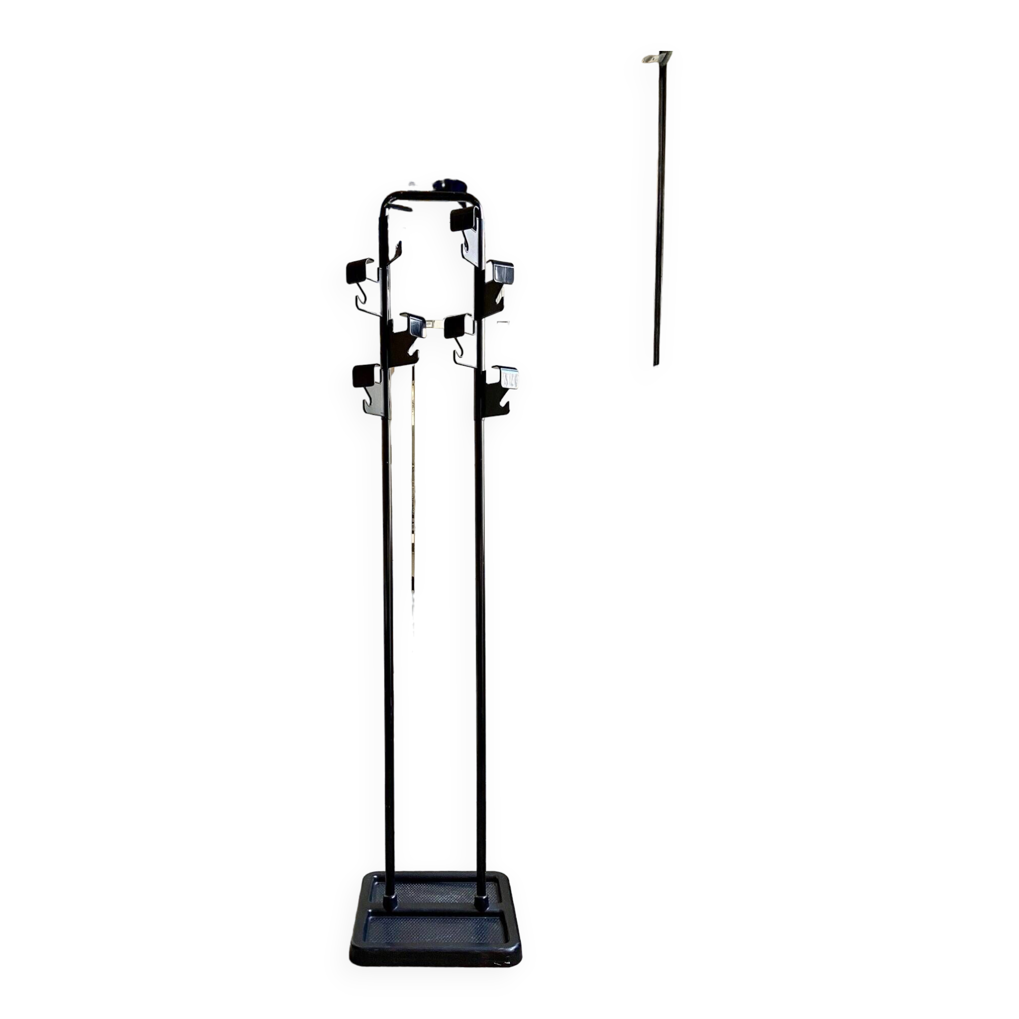 Porte-manteaux 8 patères en métal et plastique noir par Jean-Pierre Vitrac pour Manade, années 1970